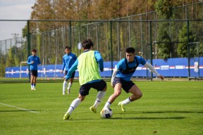 爱游戏全站-包含冲刺阶段上海申花备战NBA常规赛，造点机会细节曝光，球迷炸锅，身体对抗强度拉满的词条